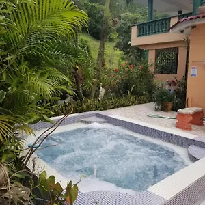  Villa Flor