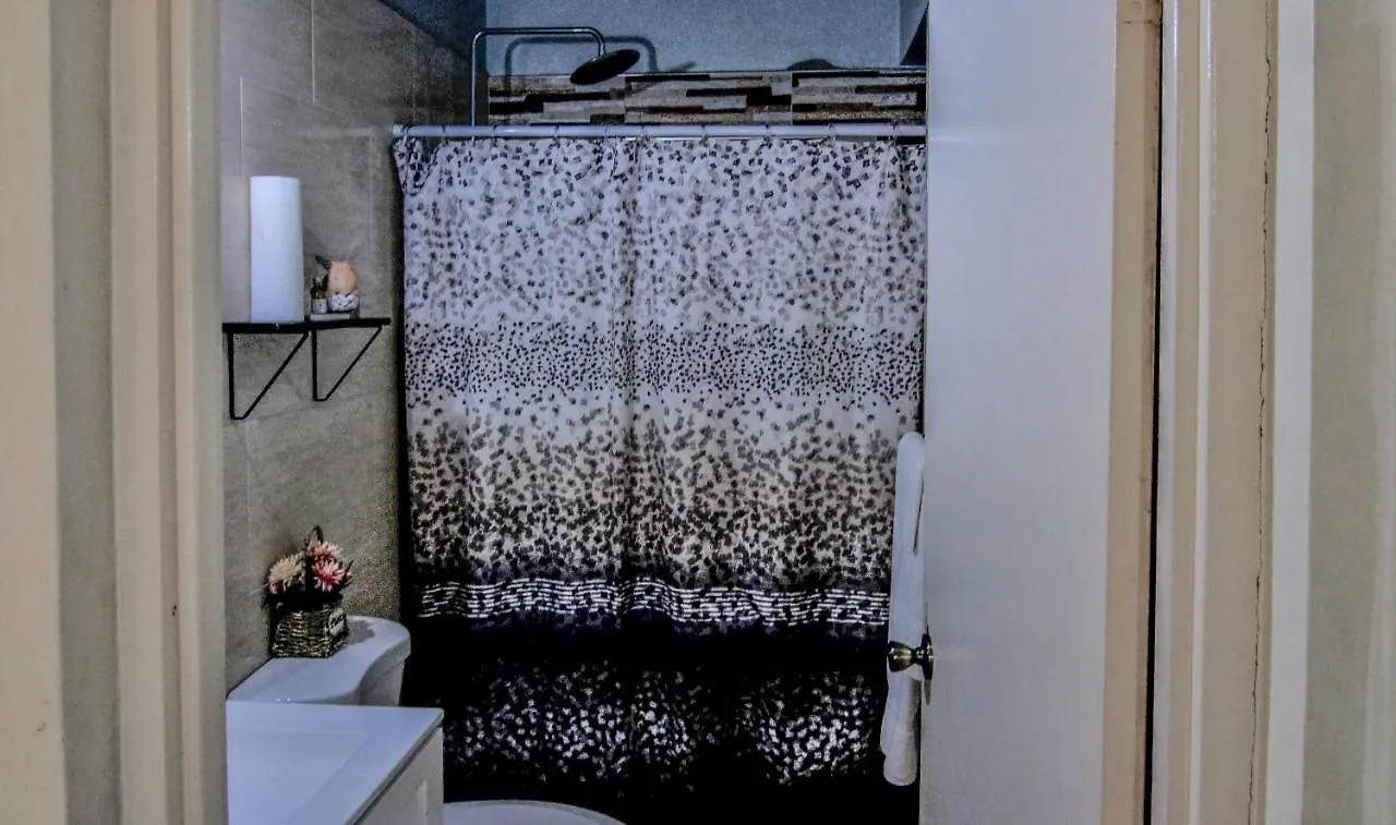 876 Ja Oasis & Homestay - By Kingston Airport 0*,  Jamaica