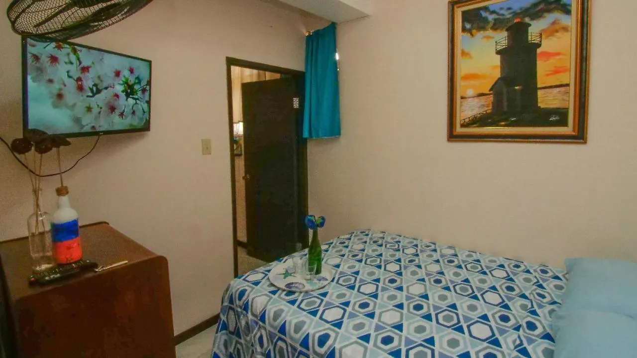 876 Ja Oasis & Homestay - By Kingston Airport 0*,